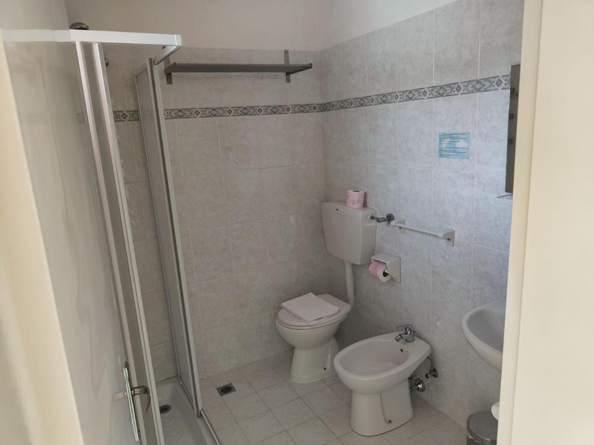 Hotel Gioiella Римини Екстериор снимка