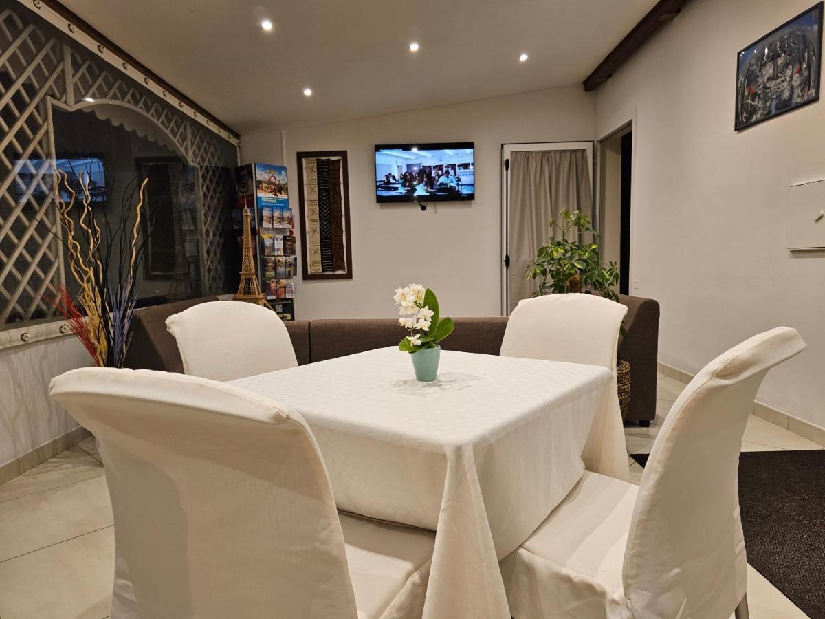 Hotel Gioiella Римини Екстериор снимка