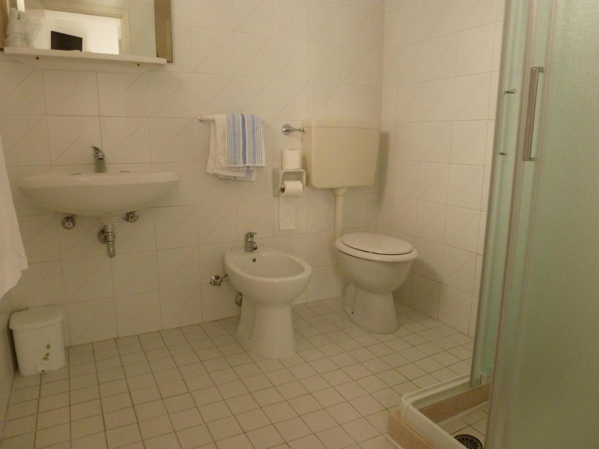 Hotel Gioiella Римини Стая снимка